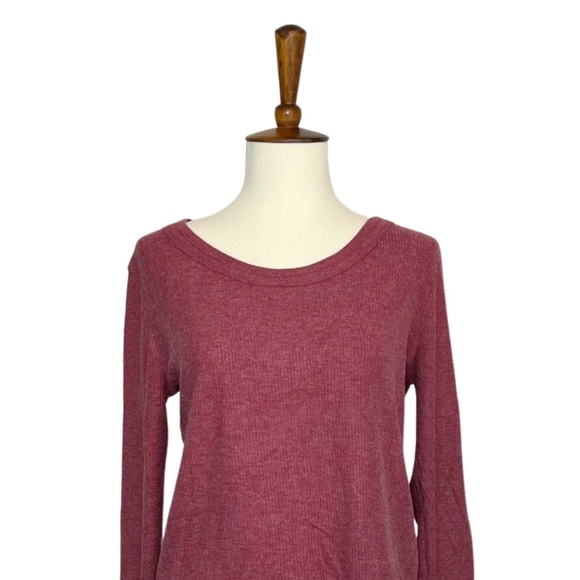 Raspberry Round Neck Long Sleeve Ribbed Tee - Picture 9 of 16